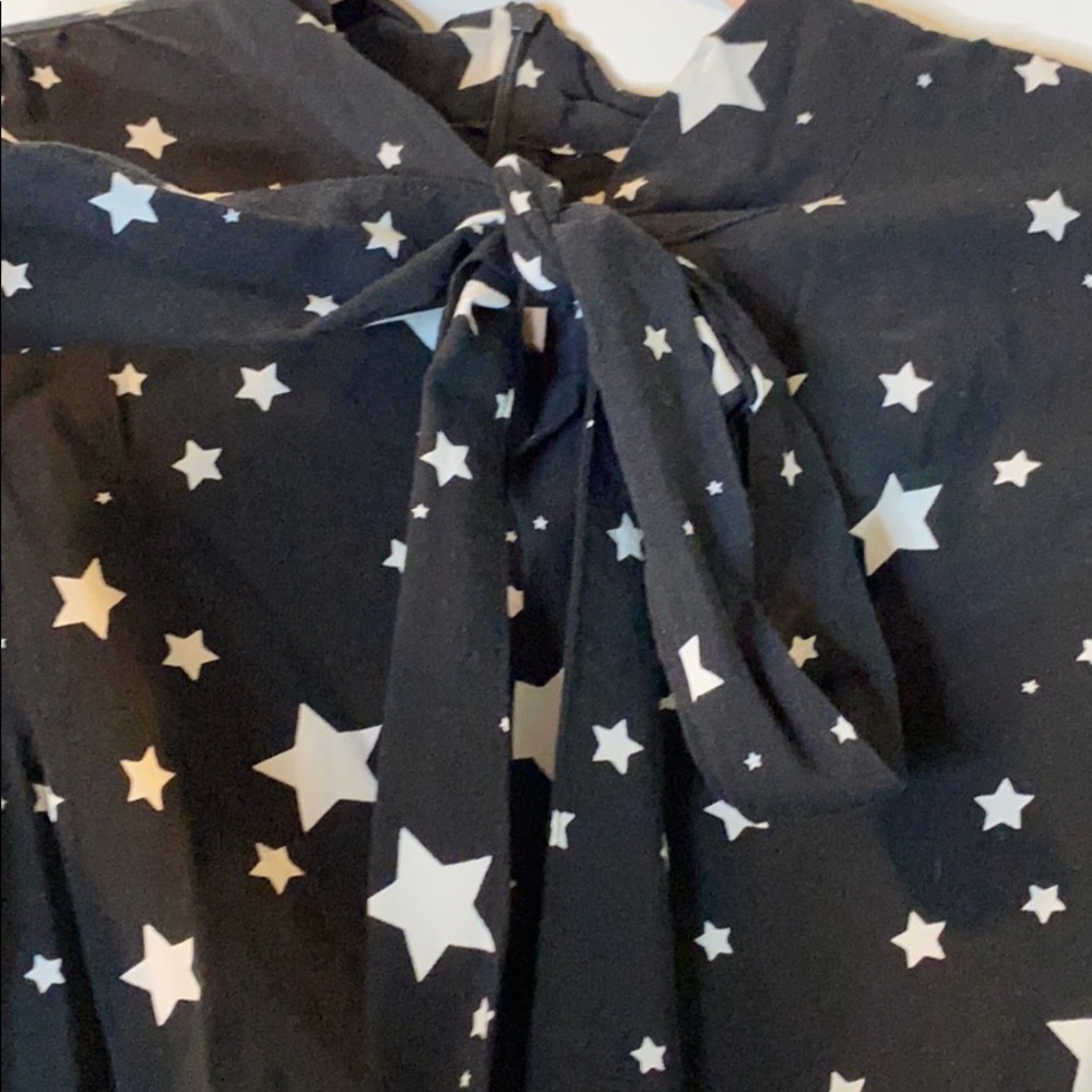 Starry Romper - Picture 2 of 3